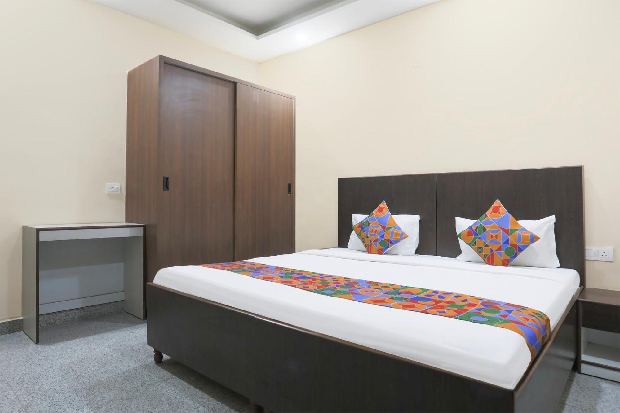 Fabhotel Bliss Premium Gurgaon Ngoại thất bức ảnh