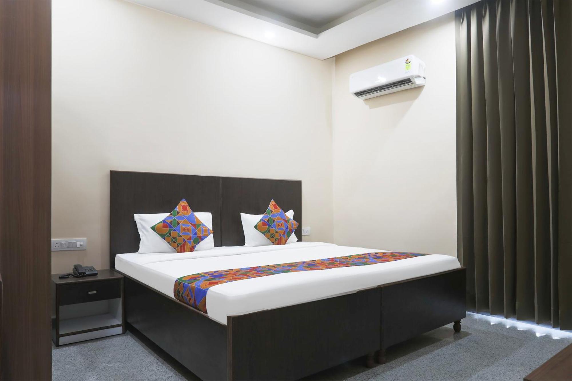 Fabhotel Bliss Premium Gurgaon Ngoại thất bức ảnh