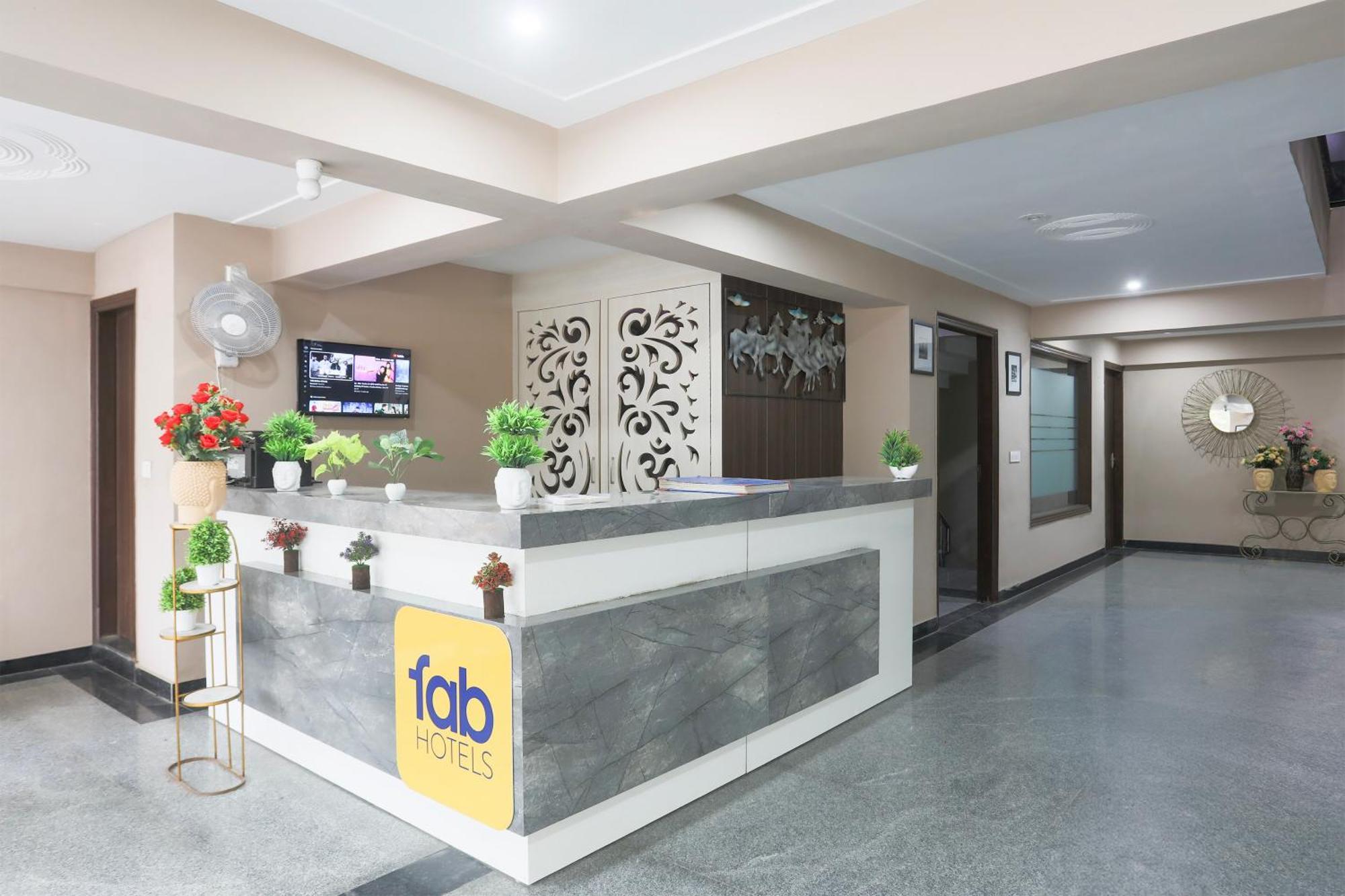 Fabhotel Bliss Premium Gurgaon Ngoại thất bức ảnh